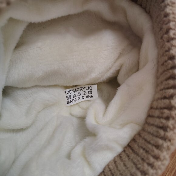 Womens Knit Pom-Pom Beanie OS Tan Brown Fleece Lined Winter Ski Lodge Normcore - Picture 9 of 9